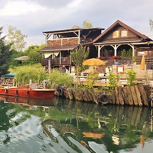  Vikendica River Ljubljanica